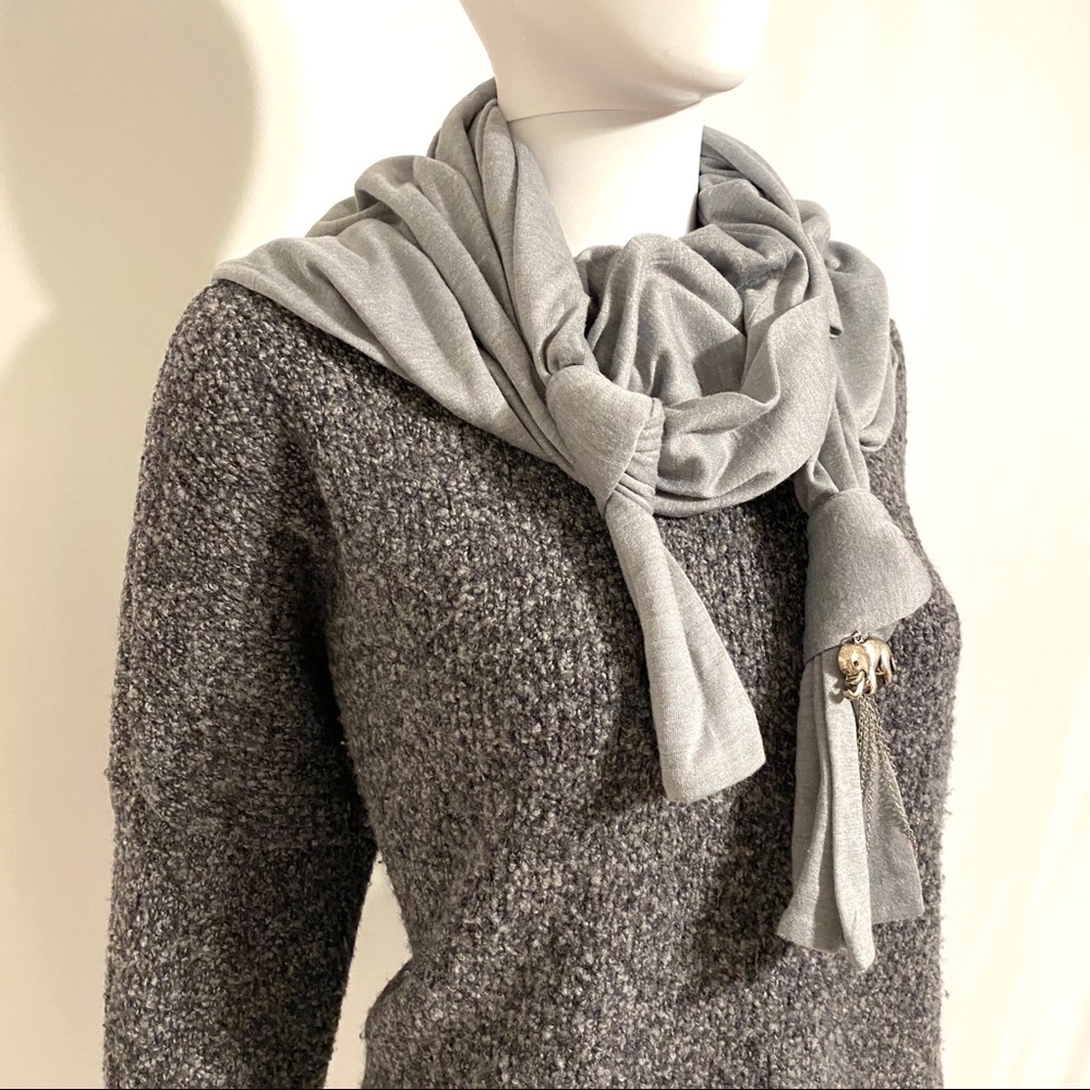 Donni Charm gray metallic thread scarf w/elephant charm